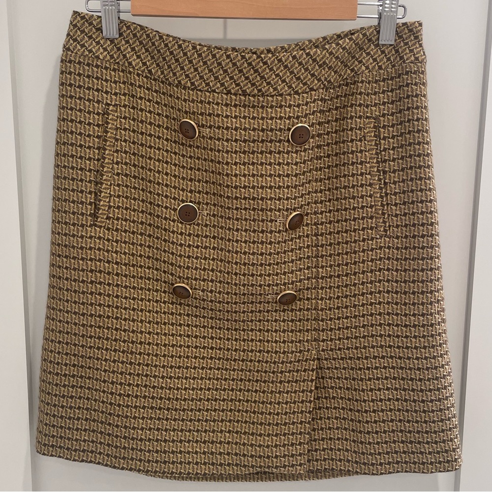 Brown Houndstooth Skirt with Button Details